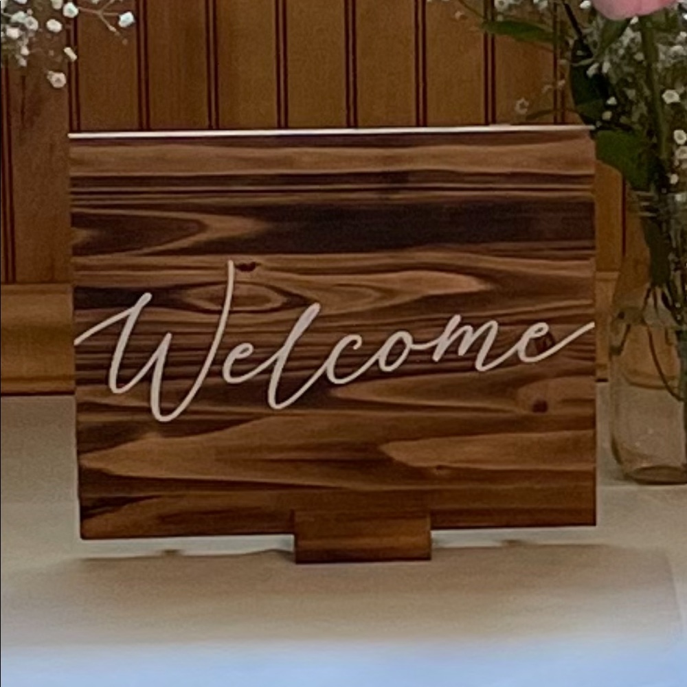 Three pack of wedding signs, there’s an additional one that says Cocktails